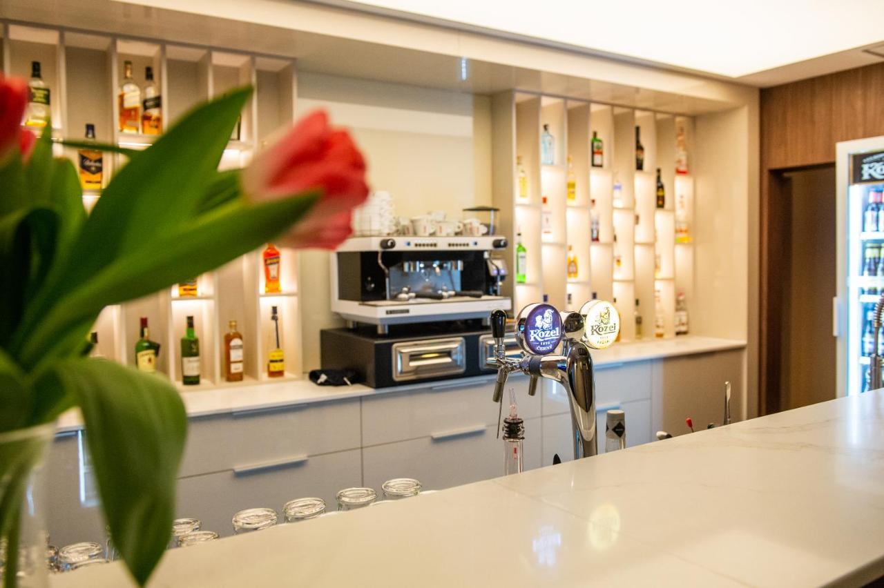 Ostaniec Hotell 3*