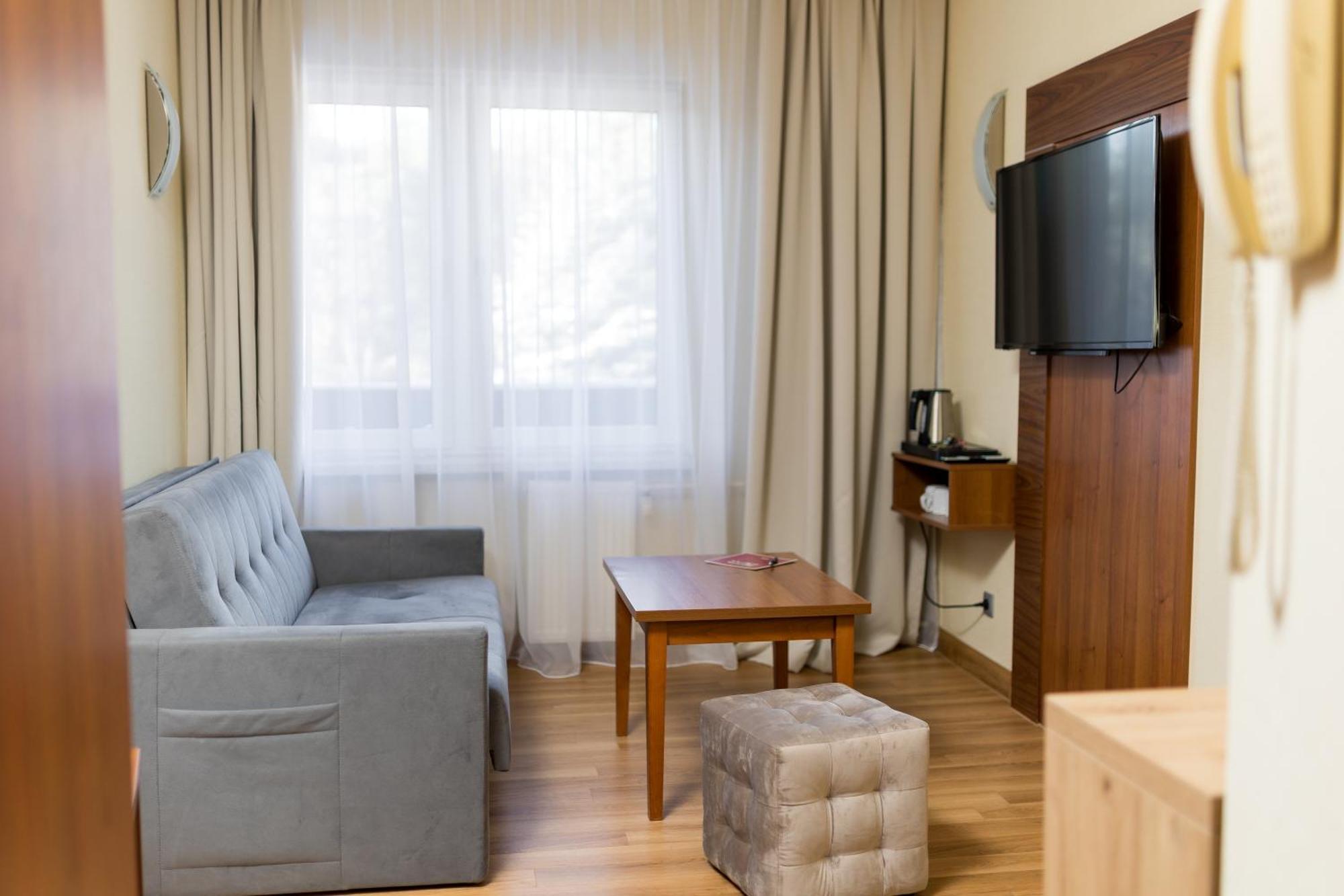 Ostaniec Hotell Kroczyce